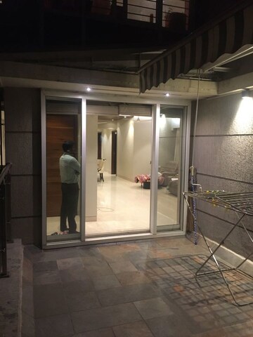 Terrace in 4 BHK Apartment at The Nook Apartment, Santacruz West – for Sale