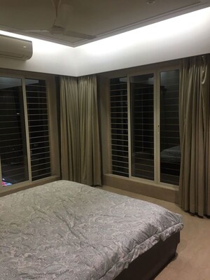 Bedroom in 4 BHK Apartment at The Nook Apartment, Santacruz West – for Sale