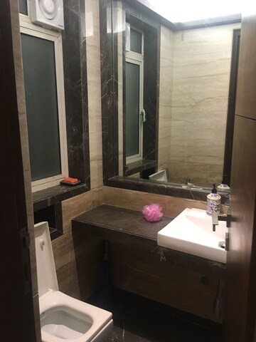 Washroom in 4 BHK Apartment at The Nook Apartment, Santacruz West – for Sale