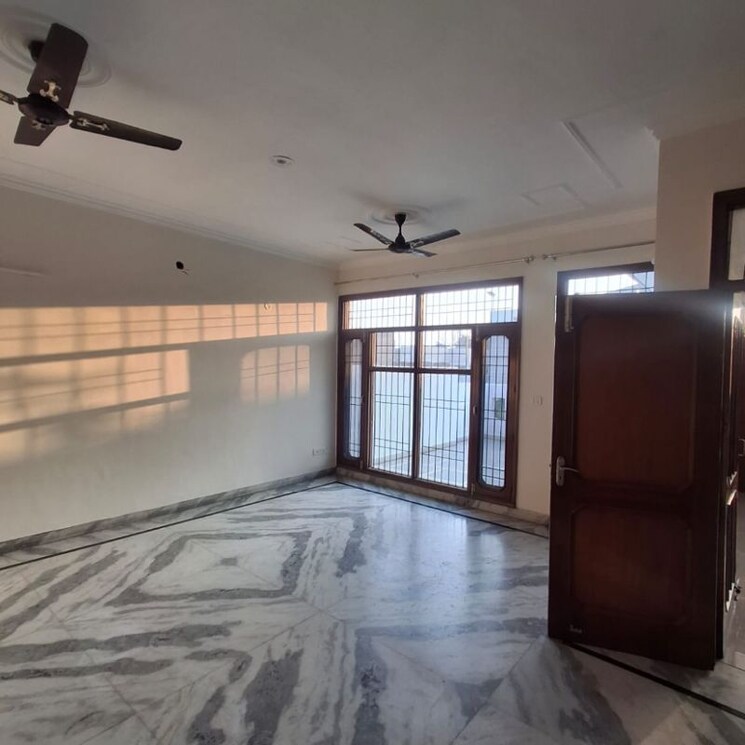 Bedroom, sector 40 3 Bedroom 2450 Sq.Ft. Apartment In Sector 40 Chandigarh 10009067