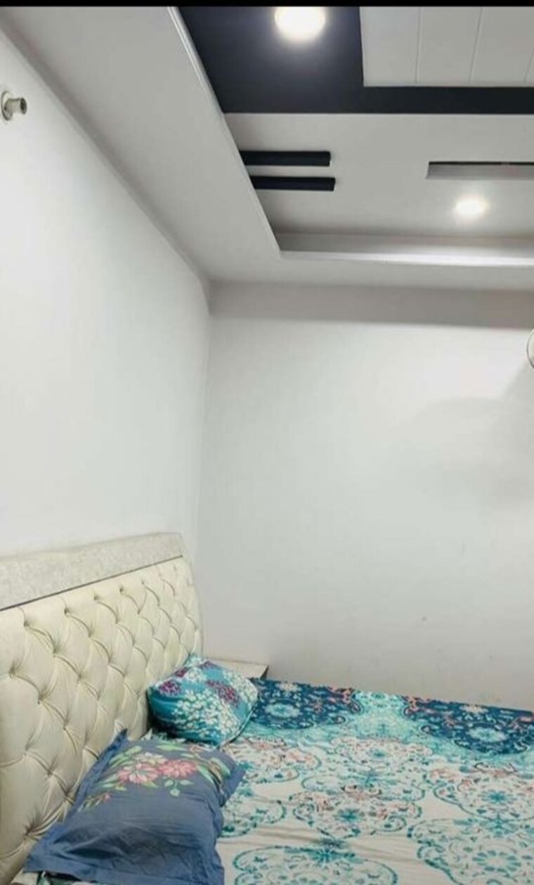Room, the mall avenue 3 Bedroom 1200 Sq.Ft. Apartment In The Mall Avenue Lucknow 10009102
