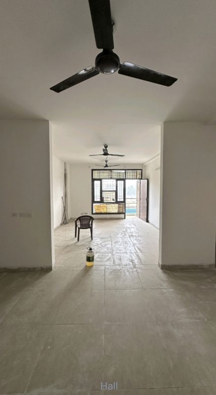 3.5 BHK + Study Room 287 Sq.Yd. Builder Floor in Wave Floors Premium