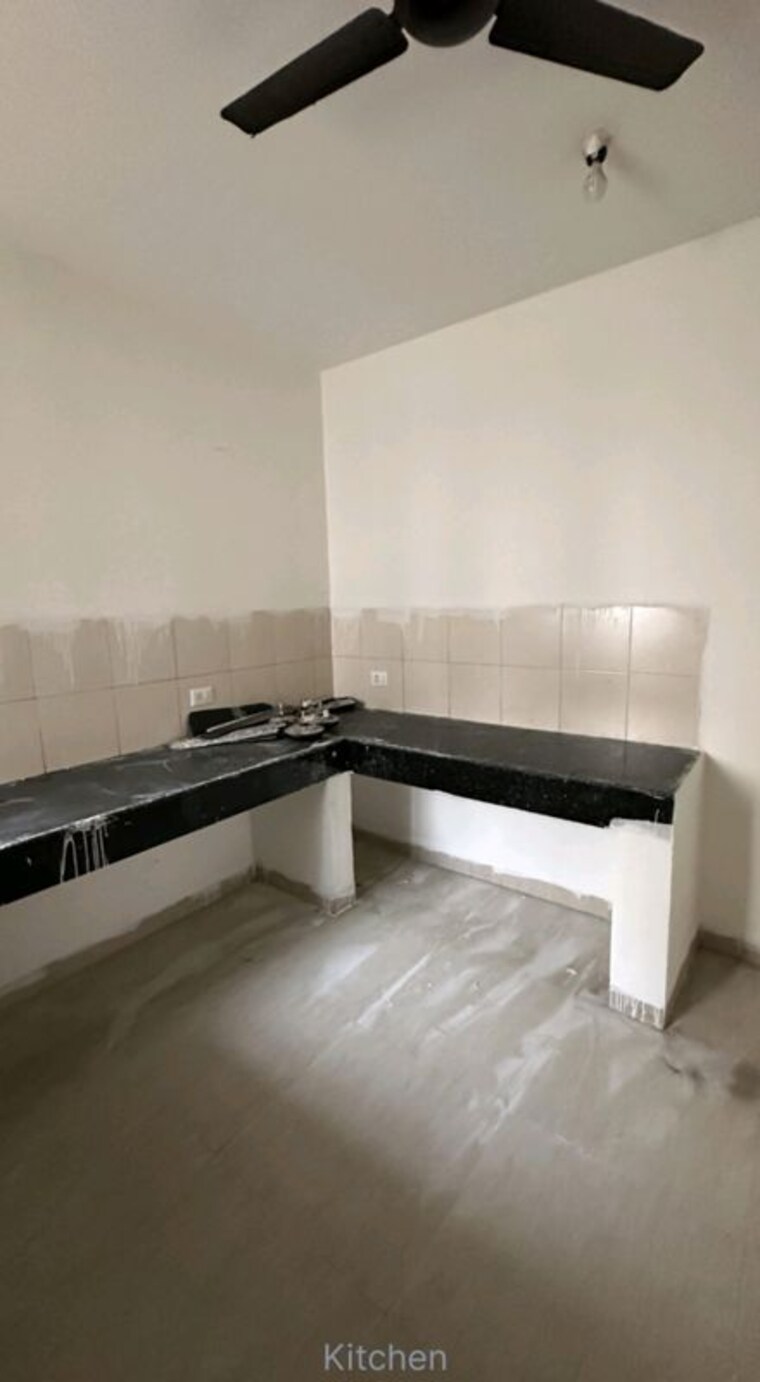 Kitchen, wave-floors-premium 3.5 Bedroom 287 Sq.Yd. Builder Floor In Wave City Ghaziabad 10009135