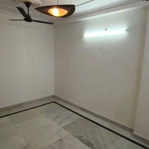 Room in 1 BHK Builder Floor at Malviya Nagar – for Rent