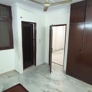 Building Lobby in 1 BHK Builder Floor at Malviya Nagar – for Rent