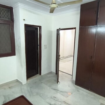 Building Lobby in 1 BHK Builder Floor at Malviya Nagar – for Rent