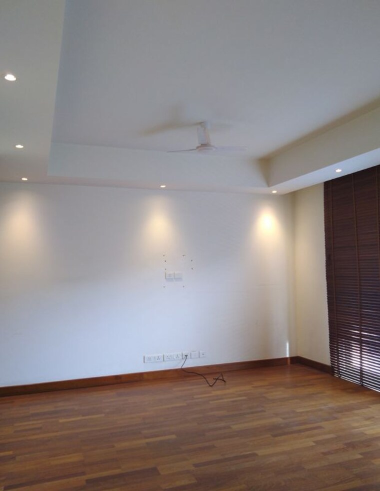 Room, hauz khas enclave 4 Bedroom 4500 Sq.Ft. Builder Floor In Hauz Khas Enclave Delhi 10009125