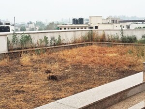 Plot Area in 4 BHK Builder Floor at Hauz Khas Enclave – for Sale