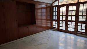 Room in 2 BHK Apartment at Unitech Ivory Towers, Sector 40 – for Rent