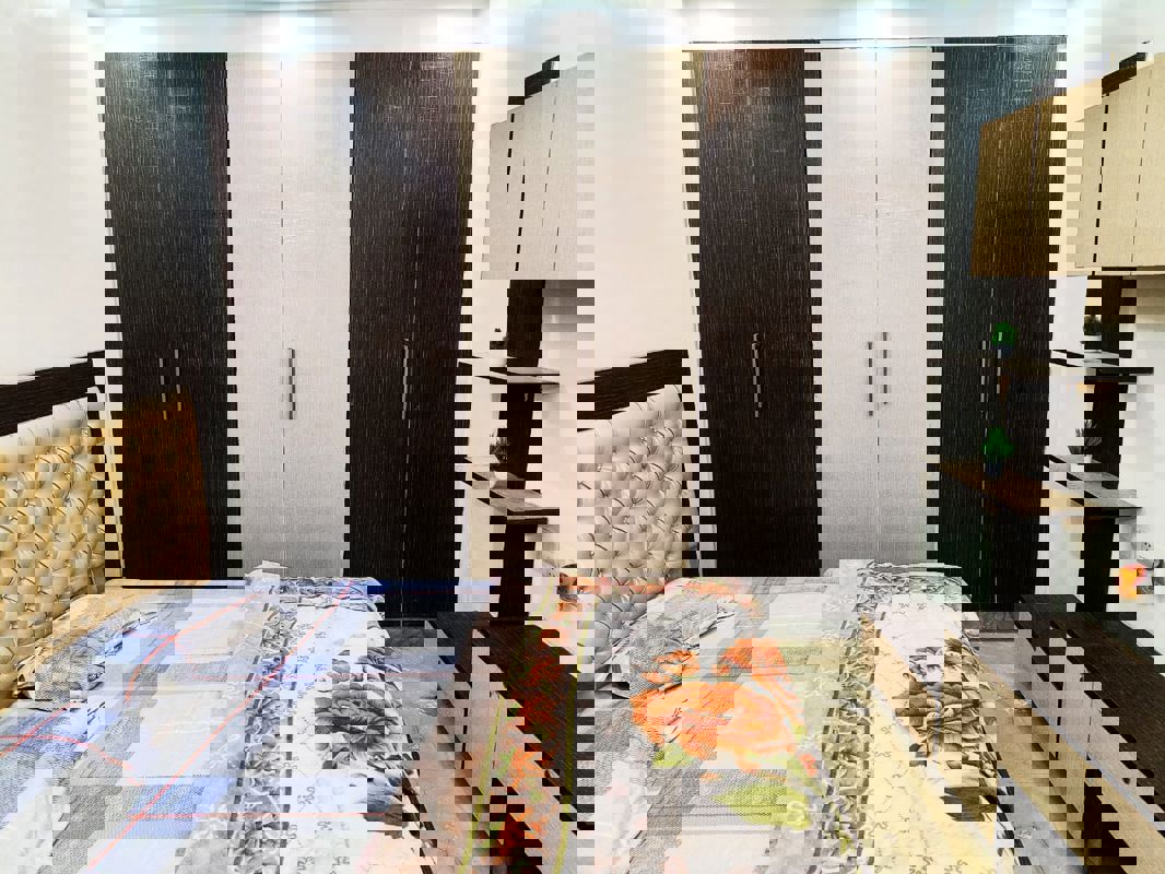 2 BHK + Pooja Room 1000 Sq.Ft. Apartment in Signature Tower Sector 30