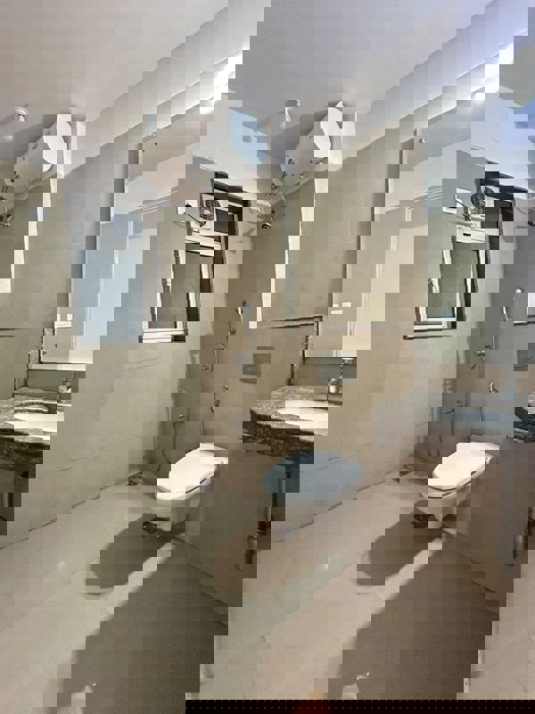 3 BHK 1250 Sq.Ft. Apartment in Gundecha Sunflower