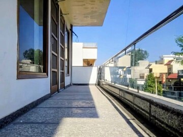 Balcony in 3 BHK Builder Floor at Saket – for Rent