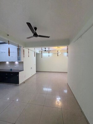 Kitchen in 3.5 BHK Apartment at Panchsheel Greens, Sector 16 Greater Noida – for Rent