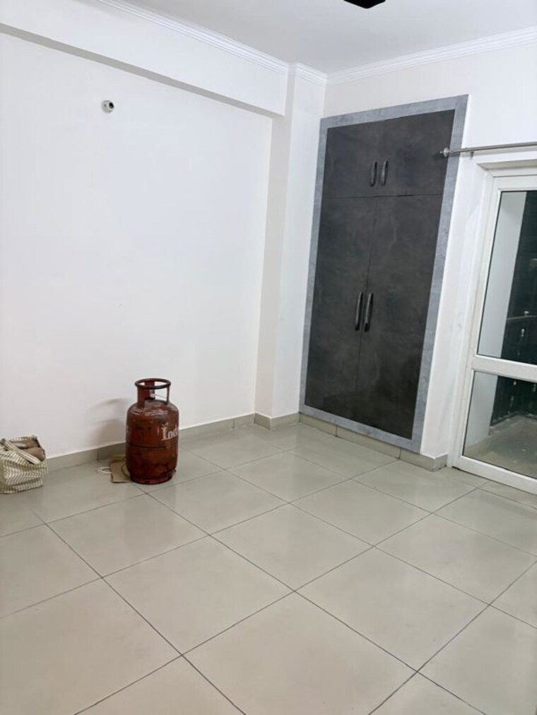 Bathroom, panchsheel-greens 3.5 Bedroom 1800 Sq.Ft. Apartment In Sector 16 Greater Noida Greater Noida 10009204