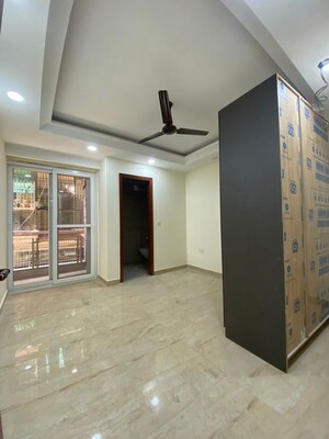 Master Bedroom in 3 BHK Builder Floor at Saket – for Rent