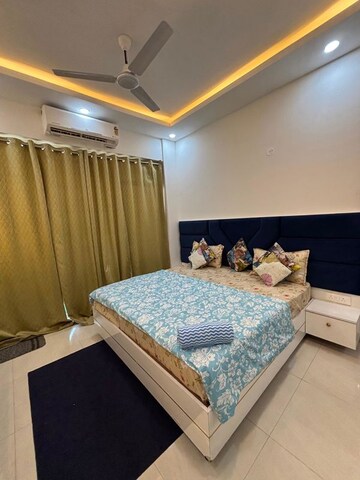 Bedroom in Studio Apartment at Gaur City Center, Sector 4 Greater Noida – for Rent