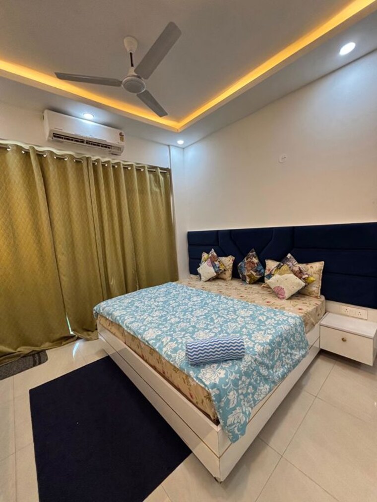 Bedroom, gaur-city-center Studio 700 Sq.Ft. Apartment In Sector 4 Greater Noida Greater Noida 10009234