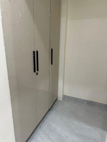 Room in 4 BHK Builder Floor at Sector 45 – for Rent