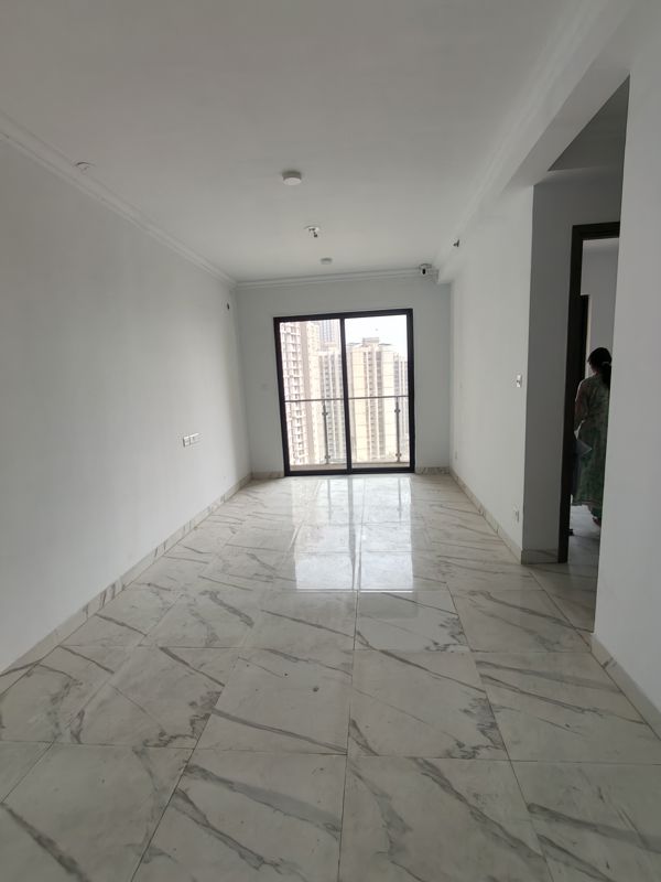 2 BHK Apartment For Rent in Risland The Icon