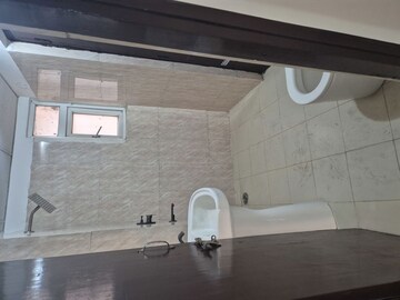 Bathroom in 3 BHK Apartment at Amrapali Princely Estate, Sector 76 – for Rent