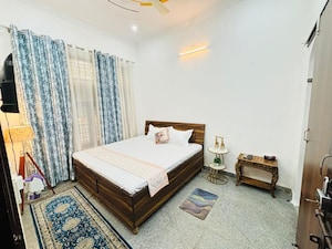 3 BHK Apartment For Rent in SAS Tower, Sector 38