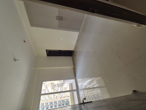 Furnished Amenities in 4 BHK Apartment at Amrapali Crystal Homes, Sector 76 – for Rent