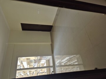 Furnished Amenities in 4 BHK Apartment at Amrapali Crystal Homes, Sector 76 – for Rent