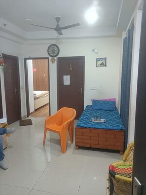 2.5 BHK Apartment For Rent in Ajnara Le Garden, Sector 16b Greater Noida