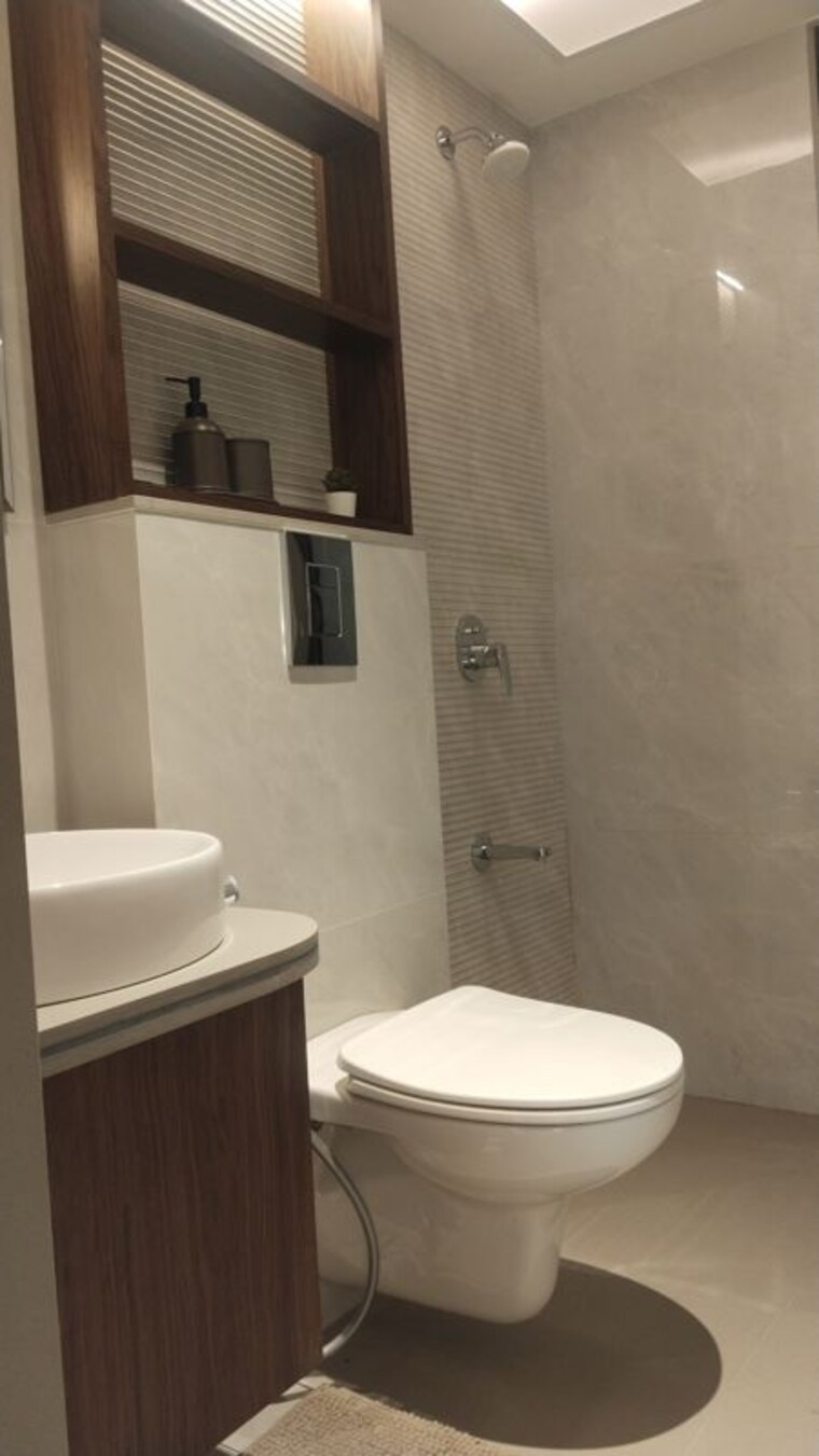 Bathroom, wadhwa-pristine 4 Bedroom 1550 Sq.Ft. Apartment In Matunga West Mumbai 10009358