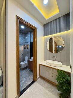 5 BHK + Pooja Room,Servant Room,Extra Room Independent House For Sale in Civil Lines