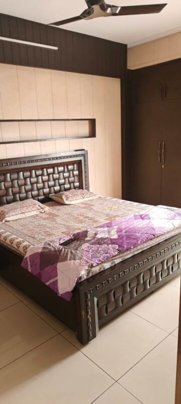 Bedroom in 2 BHK Apartment at Panchsheel Hynish, Sector 1 Greater Noida – for Rent