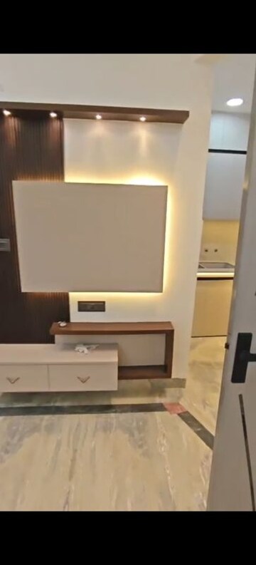 Furnished Amenities in 2 BHK Builder Floor at Niti Khand I – for Sale