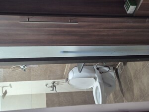 Furnished Amenities in 4 BHK Apartment at Civitech Sampriti, Sector 77 – for Rent