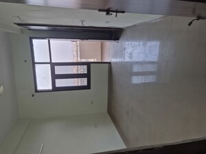 Room in 4 BHK Apartment at Civitech Sampriti, Sector 77 – for Rent