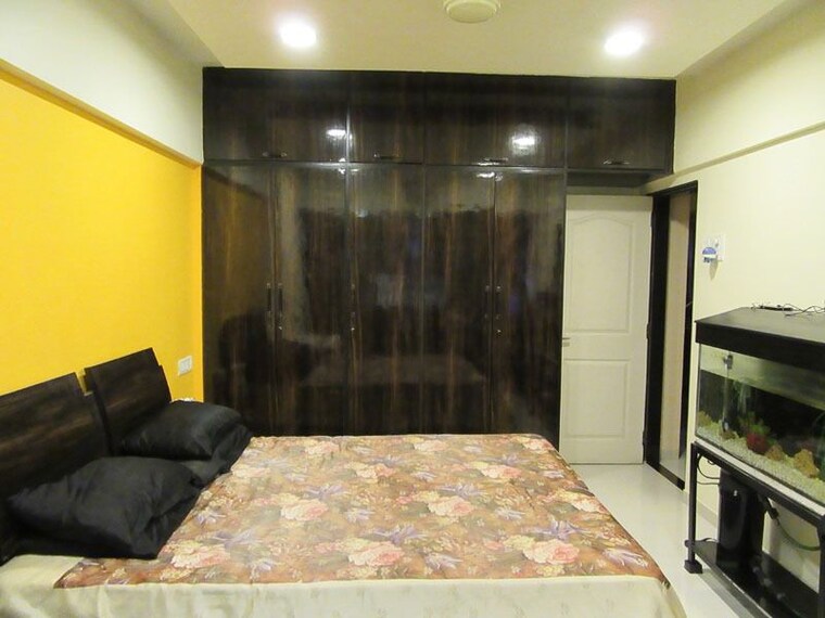Bedroom, rohit-apartments 3 Bedroom 1000 Sq.Ft. Apartment In Andheri West Mumbai 10009393