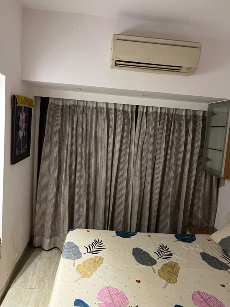 Master Bedroom, andheri west 3 Bedroom 1100 Sq.Ft. Apartment In Andheri West Mumbai 10009394