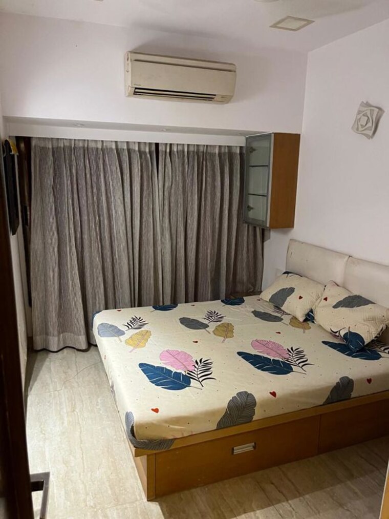 Bedroom, andheri west 3 Bedroom 1100 Sq.Ft. Apartment In Andheri West Mumbai 10009394