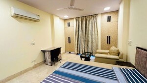 Bedroom in 3 BHK Builder Floor at Hauz Khas – for Rent