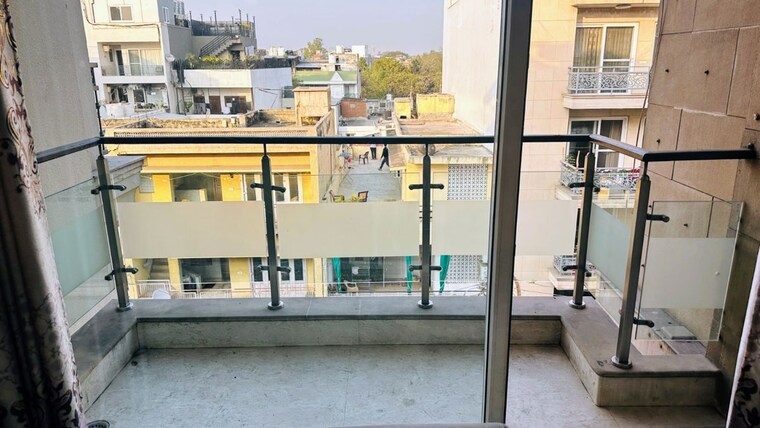 Kitchen, hauz khas 3 Bedroom 2000 Sq.Ft. Builder Floor In Hauz Khas Delhi 10009395