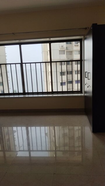 Bedroom in 4 BHK Apartment at Sanghi Residency, Prabhadevi – for Rent