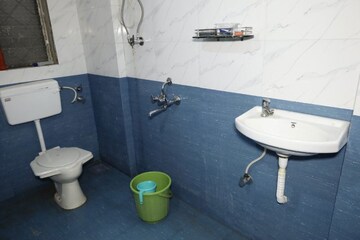 Bathroom in 3 BHK Villa at RNA Courtyard, Mira Road – for Rent