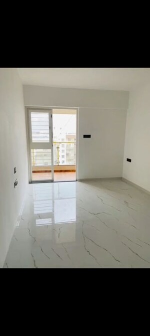 2 BHK Apartment For Rent in Keystone Oxy Eterno, Dhanori