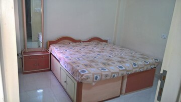 Bedroom in 1 BHK Apartment at Triveni CHS Andheri, Andheri West – for Rent