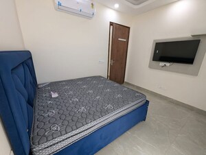 Bedroom in 1 BHK Builder Floor at Sector 14 – for Rent