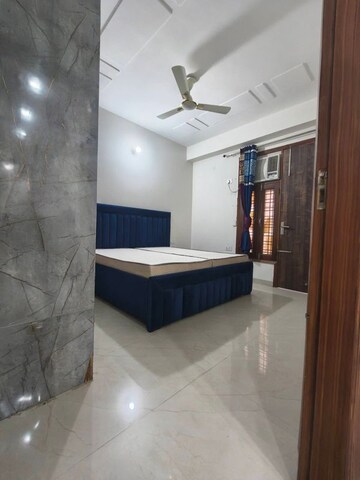 Bathroom in 3 BHK Builder Floor at Sector 14 – for Rent