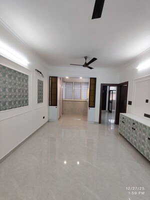 Room in 2 BHK Builder Floor at Rail Vihar Apartment, Sector 15 – for Rent