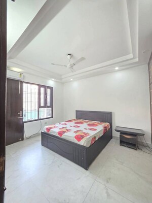 3 BHK Builder Floor For Rent in Sector 23