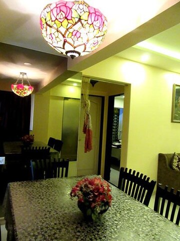 Bedroom in 2 BHK Apartment at Skylark Apartment Lokhandwala Complex, Lokhandwala Complex – for Rent