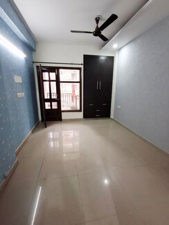 3 BHK + Pooja Room Apartment For Rent in Sector 20