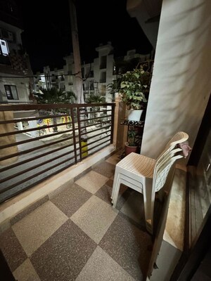 Balcony in 3 BHK Builder Floor at Ghazipur – for Rent